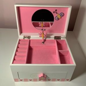 Butterfly Jewelry Box with musical element